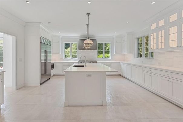 Interior, Kitchen, Pendant Lights, Recessed Lighting, Stainless Steel Appliances