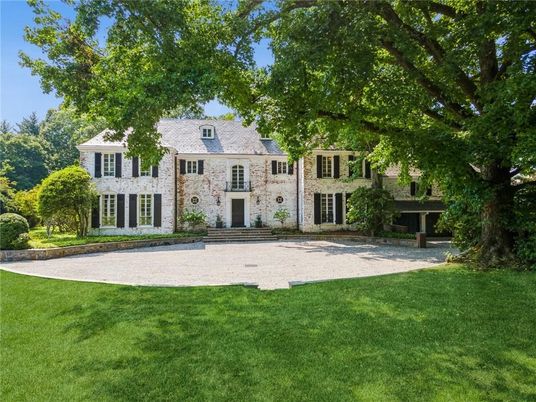 Backyard, Exterior, Facade, Georgian