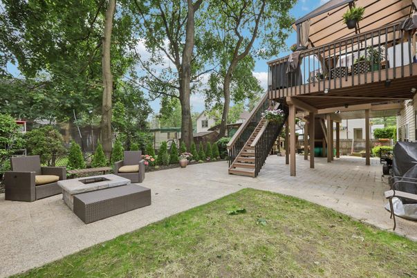 Backyard, Exterior, Playground
