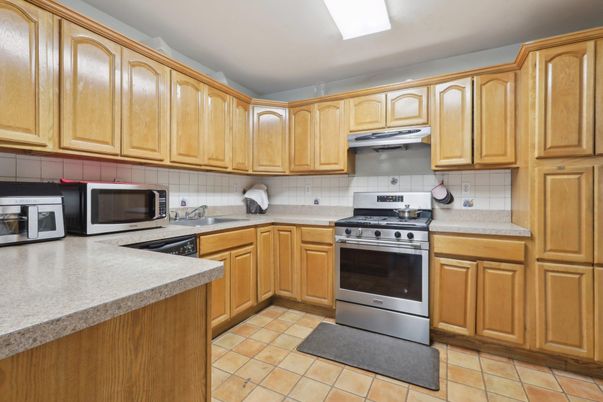 Interior, Kitchen, Stainless Steel Appliances