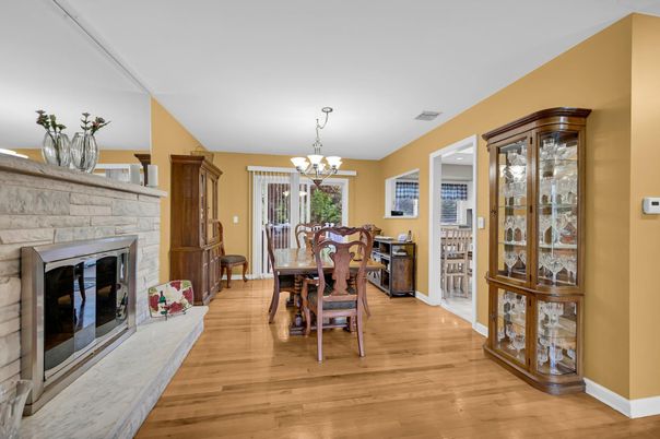 Chandelier, Dining room, Fireplace, Interior, Wood Texture Flooring