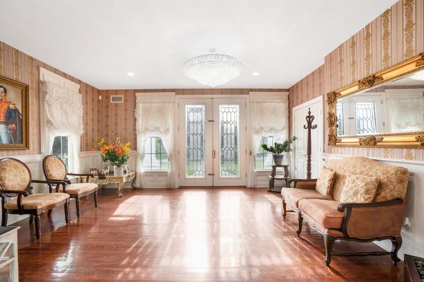 Chandelier, Interior, Recessed Lighting, Wood Texture Flooring