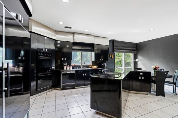 Dining room, Interior, Kitchen, Recessed Lighting
