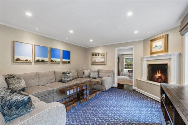 Fireplace, Interior, Living room, Recessed Lighting