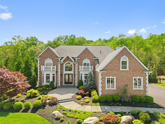 Exterior, Facade, Brick Facade, Brick Traditional