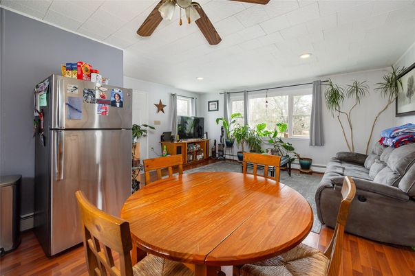 Dining room, Interior, Kitchen, Recessed Lighting, Wood Texture Flooring