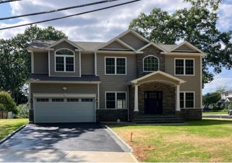 Attached, Exterior, Facade, Rowhouse