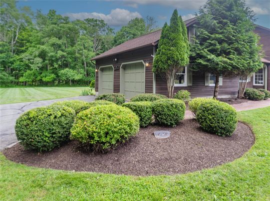 Detached Garage, Exterior
