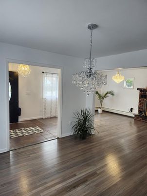 Chandelier, Empty room, Interior, Wood Texture Flooring