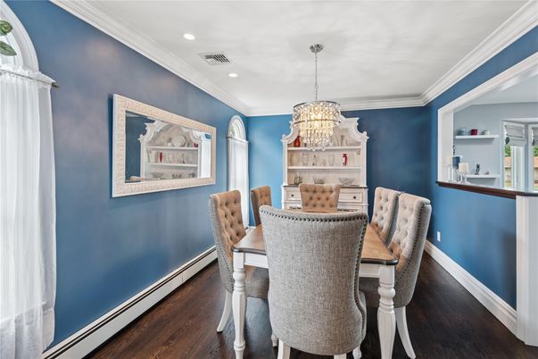 Chandelier, Dining room, Interior, Recessed Lighting, Wood Texture Flooring