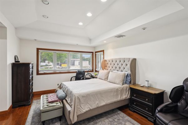 Bedroom, Interior, Recessed Lighting, Wood Texture Flooring