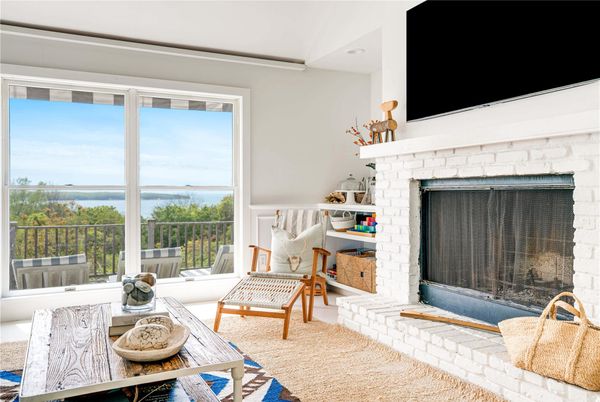 Fireplace, Interior, Water