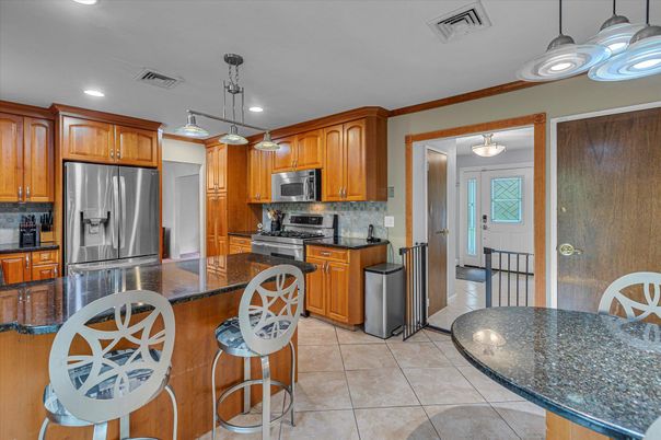 Interior, Kitchen, Pendant Lights, Recessed Lighting, Stainless Steel Appliances