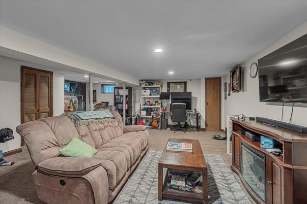 Fireplace, Interior, Living room, Recessed Lighting