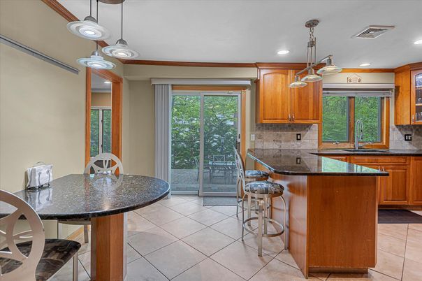 Dining room, Interior, Kitchen, Pendant Lights, Recessed Lighting