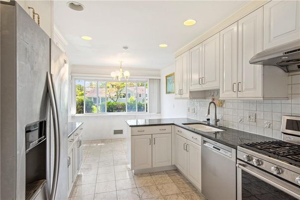 Interior, Kitchen, Marble, Recessed Lighting, Stainless Steel Appliances