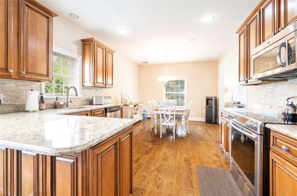 Chandelier, Dining room, Interior, Kitchen, Recessed Lighting, Wood Texture Flooring
