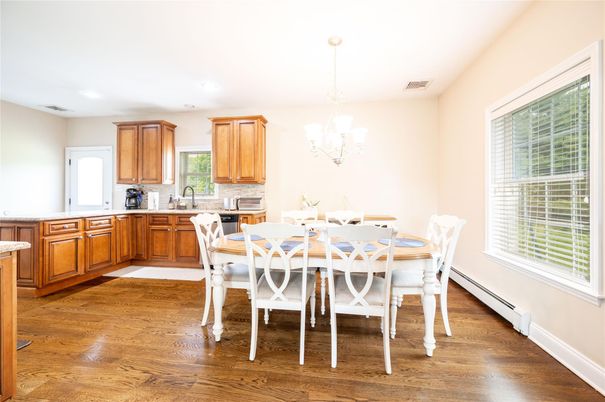 Chandelier, Dining room, Interior, Kitchen, Recessed Lighting, Wood Texture Flooring