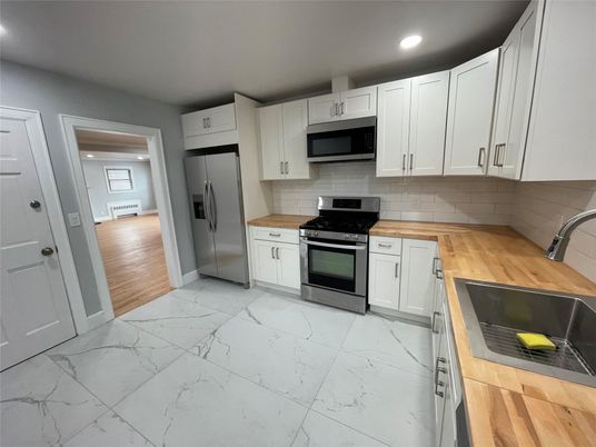 Interior, Kitchen, Marble, Recessed Lighting, Stainless Steel Appliances