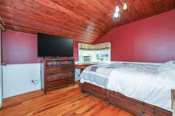Bedroom, Interior, Pendant Lights, Wooden Ceilings, Wood Texture Flooring