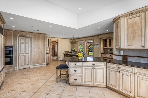 Chandelier, Dining room, Interior, Kitchen, Recessed Lighting