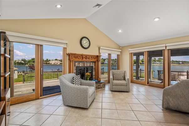 Fireplace, Interior, Living room, Recessed Lighting, Water