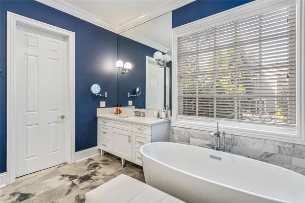 Bathroom, Dual Sink Vanities, Free Standing Baths, Interior
