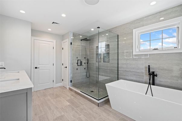 Bathroom, Dual Sink Vanities, Free Standing Baths, Glass Shower, Interior, Recessed Lighting