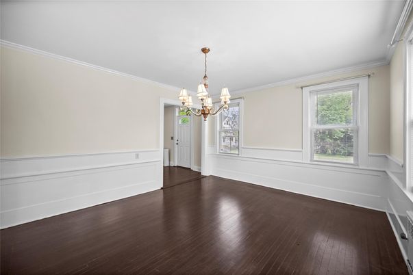 Chandelier, Empty room, Interior, Wood Texture Flooring