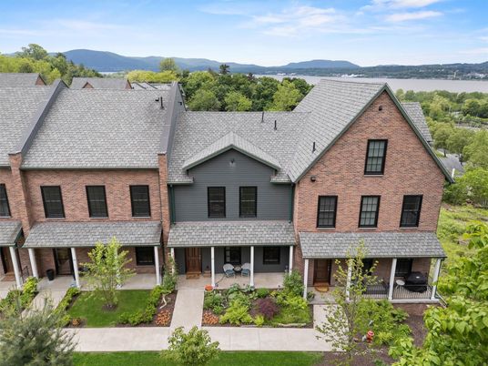 Exterior, Facade, Brick Facade, Brick Traditional