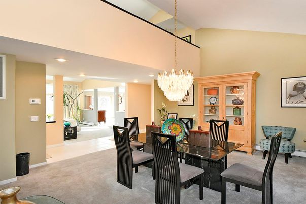 Chandelier, Dining room, Interior, Recessed Lighting