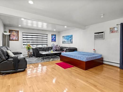 Bedroom, Interior, Living room, Recessed Lighting, Wood Texture Flooring