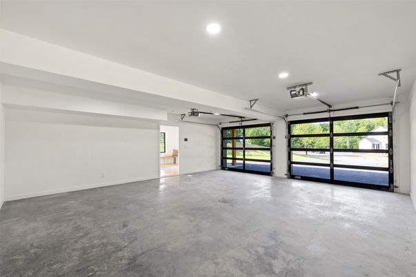 Garage, Interior, Recessed Lighting