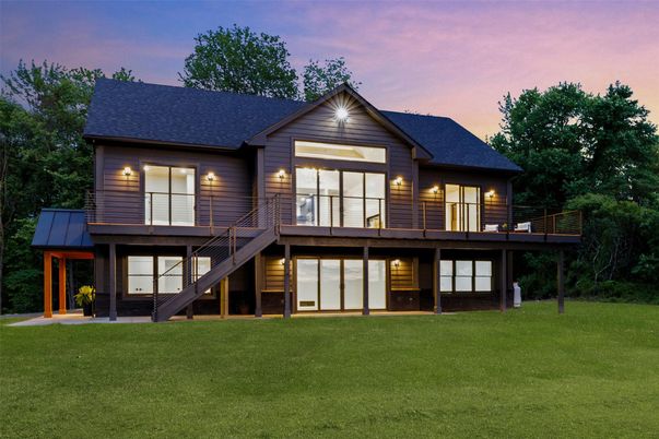Backyard, Exterior, Facade, Modern