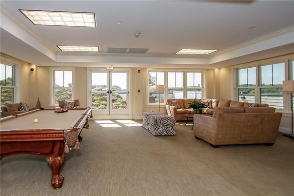 Billiard Table, Game Room, Interior, Living room, Recessed Lighting