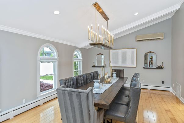 Chandelier, Dining room, Interior, Recessed Lighting, Wood Texture Flooring