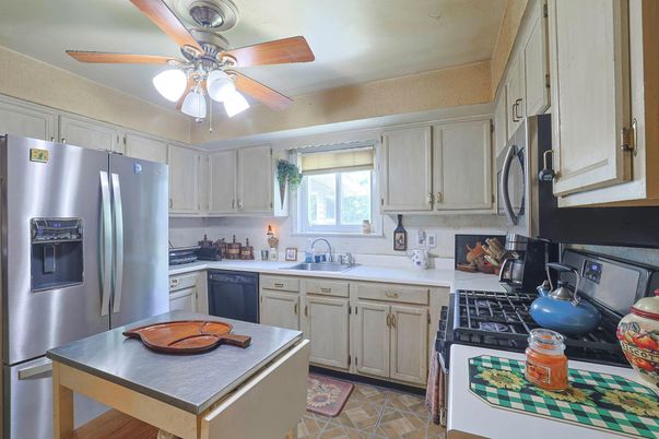 Interior, Kitchen, Stainless Steel Appliances