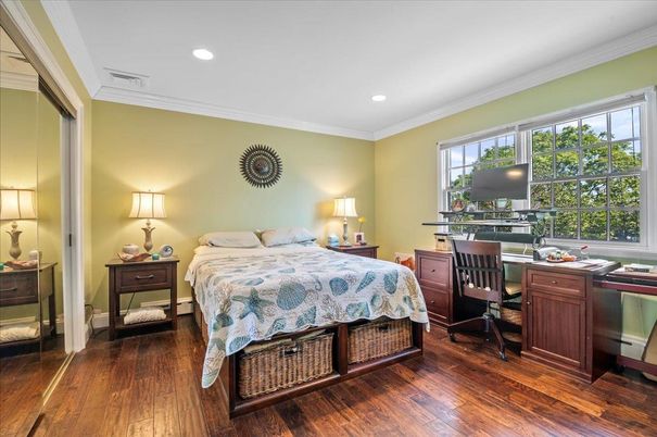 Bedroom, Home Office, Interior, Recessed Lighting, Wood Texture Flooring