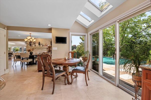 Chandelier, Dining room, Interior, Recessed Lighting