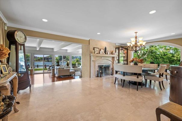 Chandelier, Dining room, Fireplace, Interior, Living room, Recessed Lighting, Water