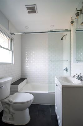 Bathroom, Interior, Recessed Lighting