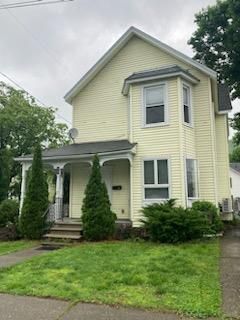 Exterior, Facade, Queen Anne Victorian