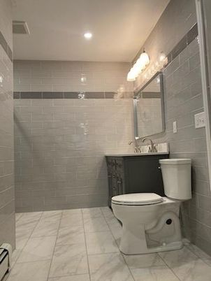 Bathroom, Interior, Marble, Recessed Lighting