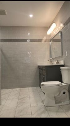 Bathroom, Interior, Recessed Lighting