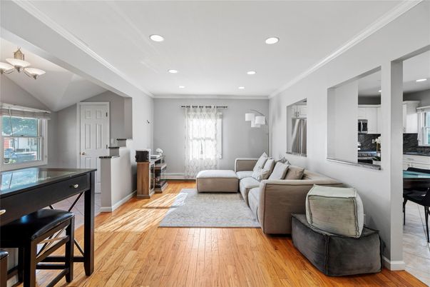 Chandelier, Interior, Living room, Recessed Lighting, Wood Texture Flooring