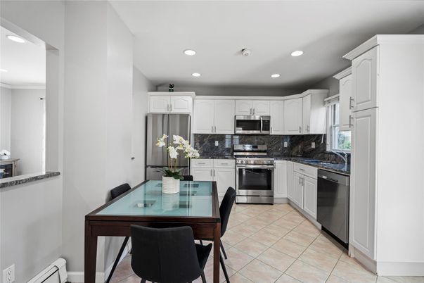 Dining room, Interior, Kitchen, Recessed Lighting, Stainless Steel Appliances