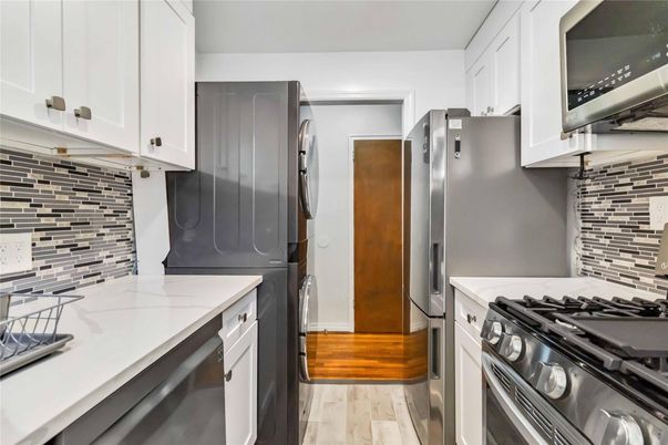 Interior, Kitchen, Stainless Steel Appliances, Wood Texture Flooring