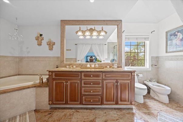 Bathroom, Chandelier, Dual Sink Vanities, Interior, Recessed Lighting