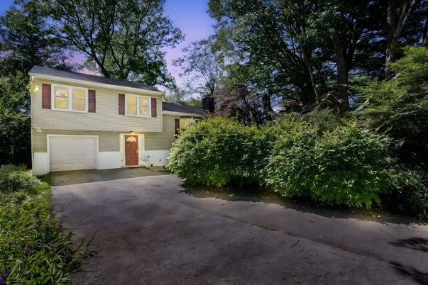 Attached, Exterior, Facade, Raised Ranch