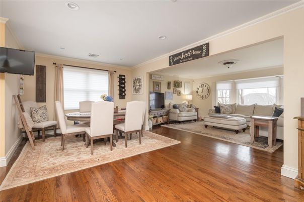 Dining room, Interior, Living room, Recessed Lighting, Wood Texture Flooring